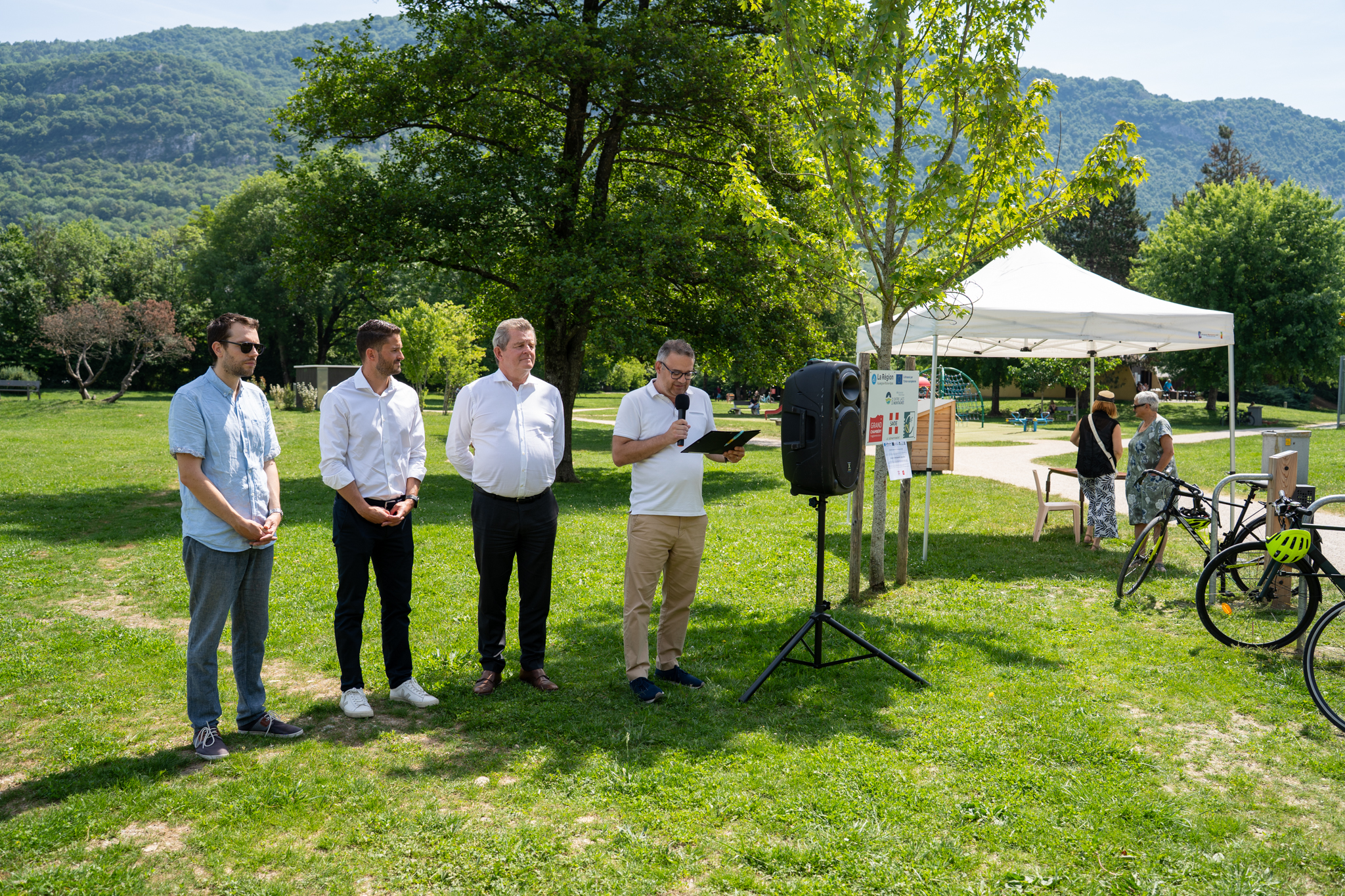 Agrandir l'image 1